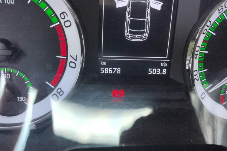 Used Skoda Octavia 2018 TSI280 DSG Flagship Edition Odometer Close Up