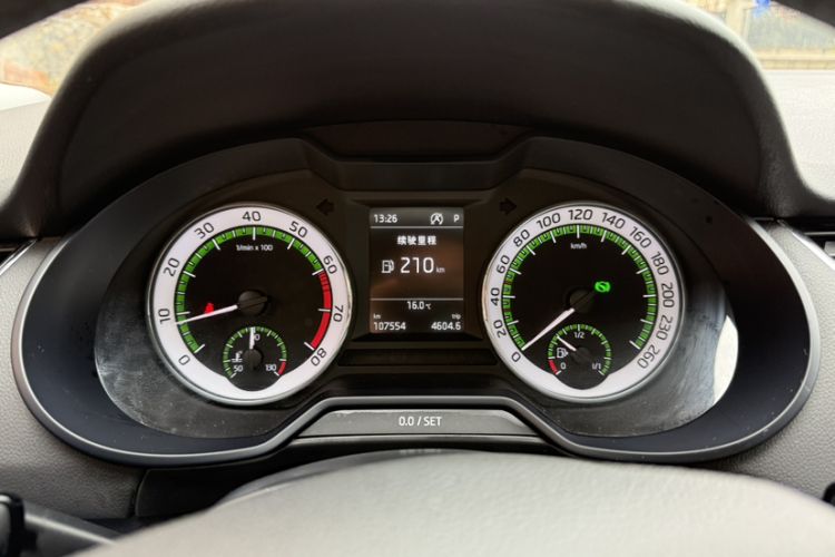 Used Skoda Octavia 2018 TSI280 DSG Luxury Edition Odometer Close Up