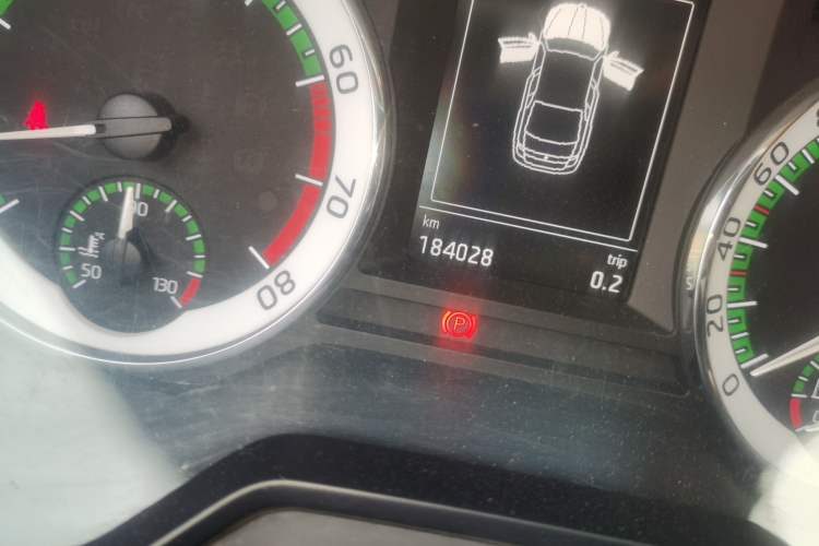 Used Skoda Octavia 2018 TSI280 DSG Luxury Edition Odometer Close Up