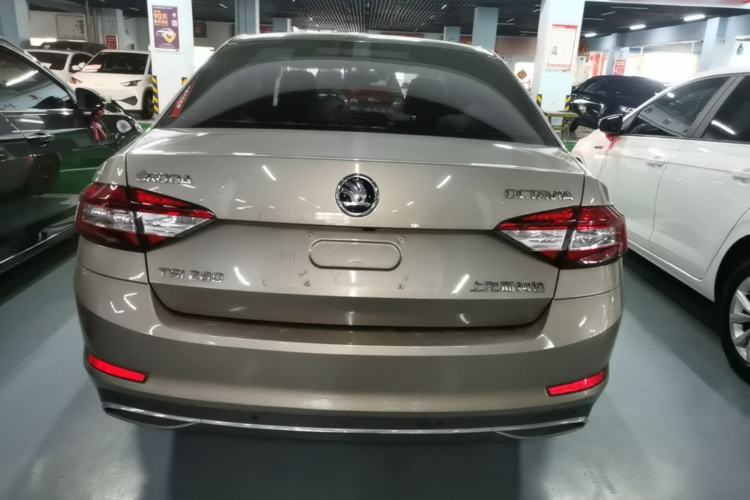 Used Skoda Octavia 2018 TSI280 DSG Flagship Edition Rear