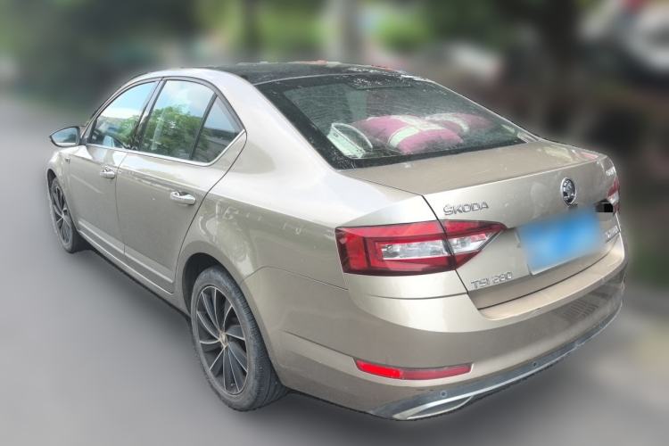 Used Skoda Octavia 2018 TSI280 DSG Flagship Edition Rear Left 45 Deg