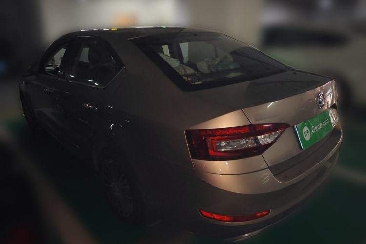 Used Skoda Octavia 2018 TSI230 DSG Luxury Edition Rear Left 45 Deg