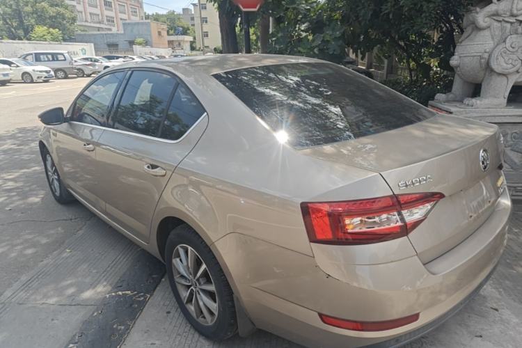 Used Skoda Octavia 2018 1.6L Automatic Comfort Edition Rear Left 45 Deg