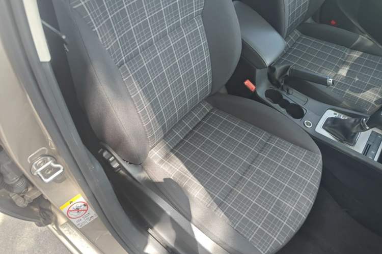 Used Skoda Octavia 2018 1.6L Automatic Comfort Edition Right Front Seat