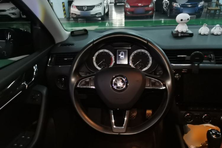 Used Skoda Octavia 2018 TSI280 DSG Flagship Edition Steering Wheel