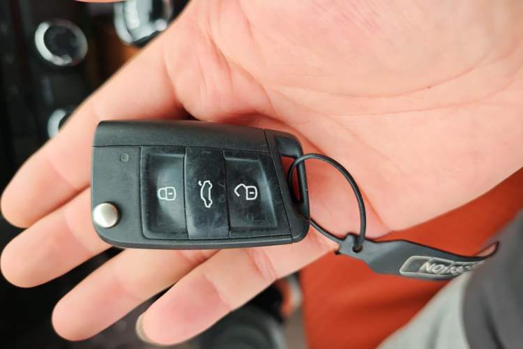 Used Skoda Octavia 2018 TSI230 DSG Comfort Edition Vehicle Key