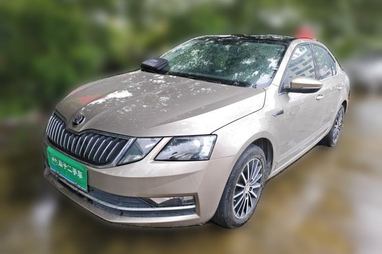 Used Skoda Octavia 2018 1.6L Automatic Luxury Edition Guazi used car, China used car export, Used car for sale, Used  cars, Cheapest cars for sale