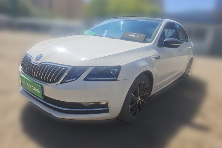 Used Skoda Octavia 2018 TSI280 DSG Luxury Edition Guazi used car, China used car export, Used car for sale, Used cars, Cheapest cars for sale