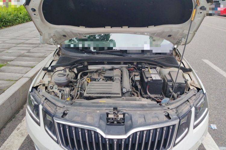 Used Skoda Octavia 2018 TSI280 DSG Luxury Edition Engine Bay