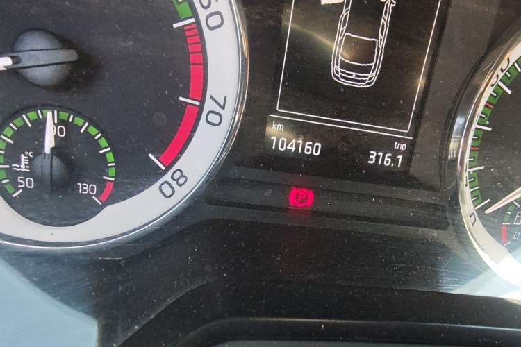 Used Skoda Octavia 2018 TSI280 DSG Luxury Edition Odometer Close Up