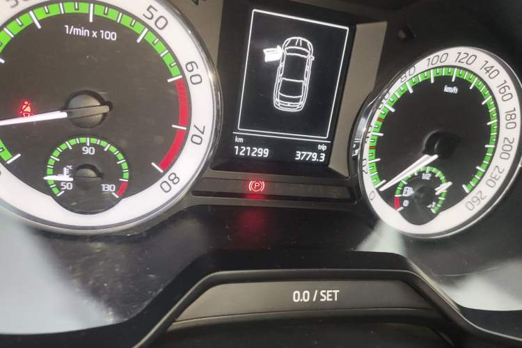 Used Skoda Octavia 2018 TSI280 DSG Flagship Edition Odometer Close Up