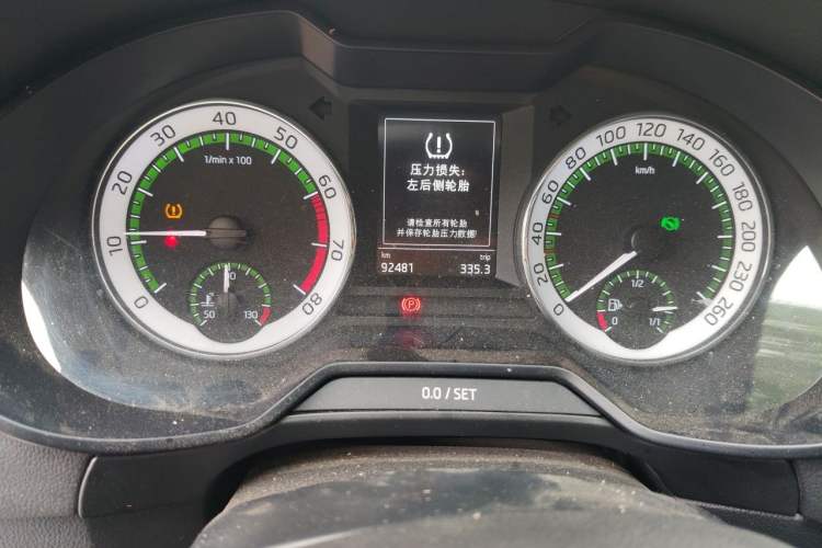 Used Skoda Octavia 2018 TSI280 DSG Luxury Edition Odometer Close Up