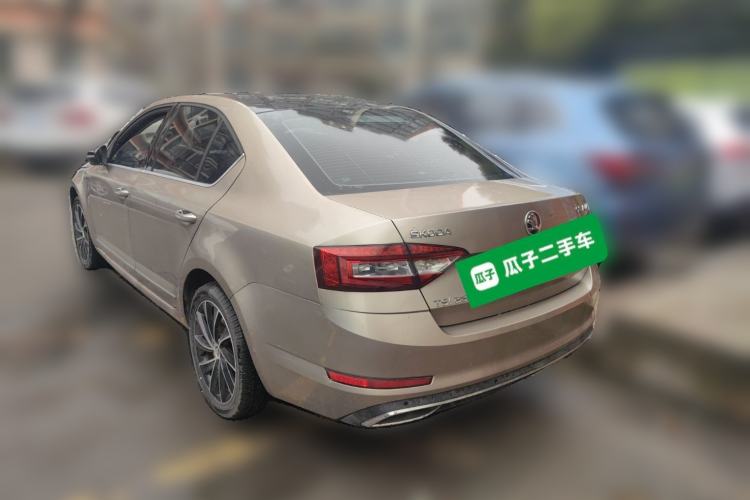 Used Skoda Octavia 2018 TSI280 DSG Luxury Edition Rear Left 45 Deg