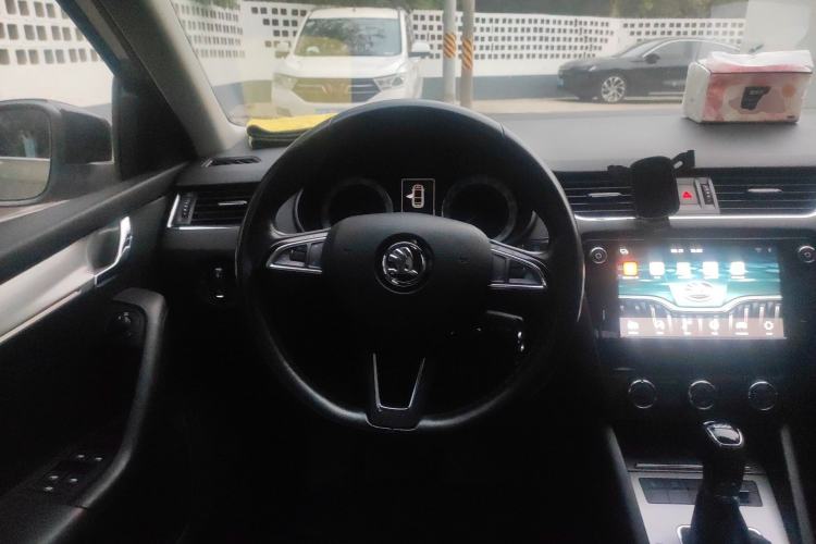 Used Skoda Octavia 2018 TSI280 DSG Luxury Edition
