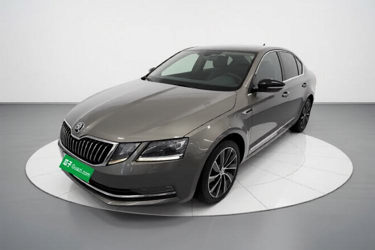 Used Skoda Octavia 2018 TSI280 DSG Luxury Edition Guazi used car, China used car export, Used car for sale, Used  cars, Cheapest cars for sale