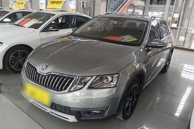 Used Skoda Octavia 2018 Station Wagon TSI230 DSG Luxury Edition