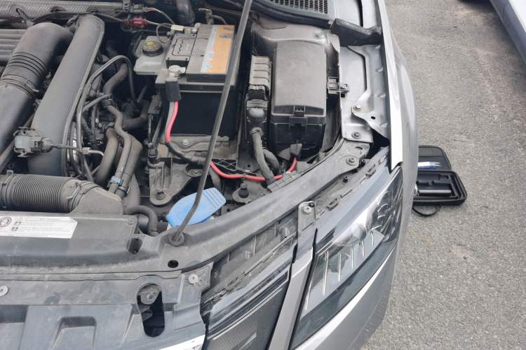 Used Skoda Octavia 2018 TSI230 DSG Comfort Edition Engine Bay Left