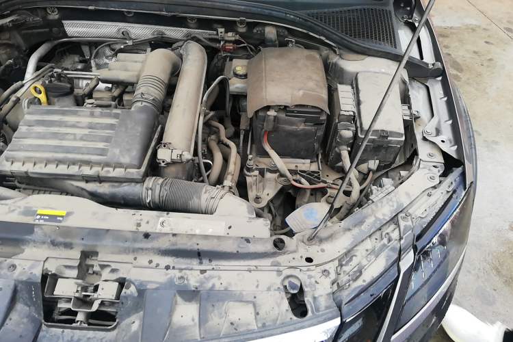 Used Skoda Octavia 2018 Station Wagon TSI230 DSG Comfort Edition Engine Bay Left