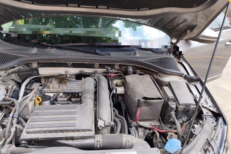 Used Skoda Octavia 2018 TSI230 DSG Luxury Edition Engine Bay Left