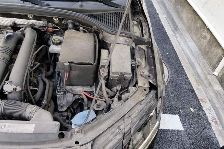 Used Skoda Octavia 2018 TSI280 DSG Luxury Edition Engine Bay Left