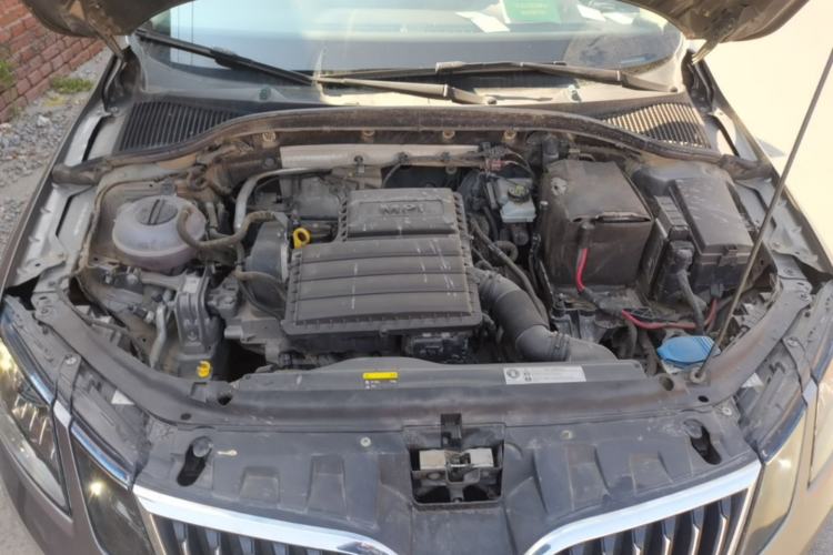 Used Skoda Octavia 2018 1.6L Automatic Luxury Edition Engine Bay