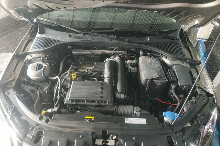 Used Skoda Octavia 2018 Station Wagon TSI230 DSG Luxury Edition Engine Bay
