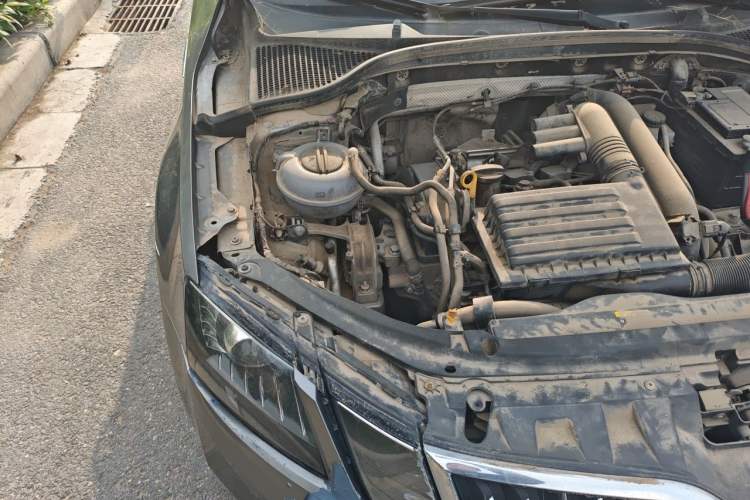 Used Skoda Octavia 2018 TSI230 DSG Comfort Edition Engine Bay Right