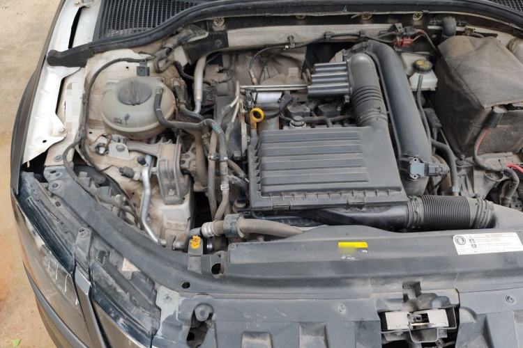 Used Skoda Octavia 2018 Station Wagon TSI230 DSG Luxury Edition Engine Bay Right