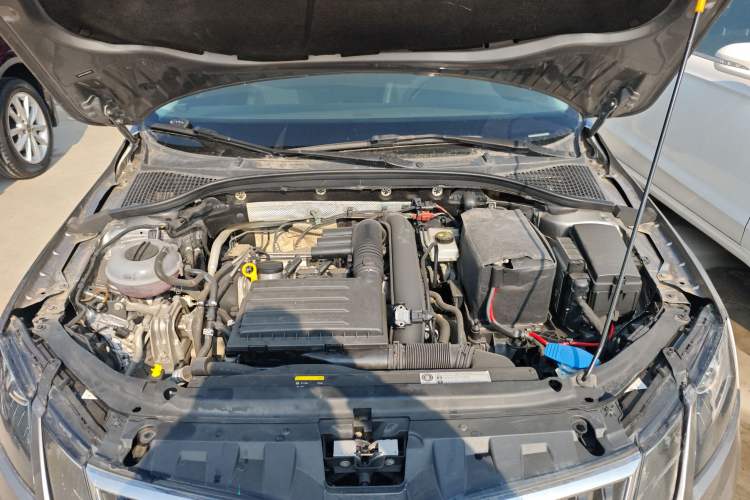 Used Skoda Octavia 2018 Station Wagon TSI230 DSG Luxury Edition Engine Bay