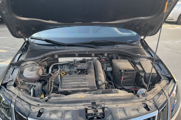 Used Skoda Octavia 2018 Station Wagon TSI230 DSG Luxury Edition Engine Bay