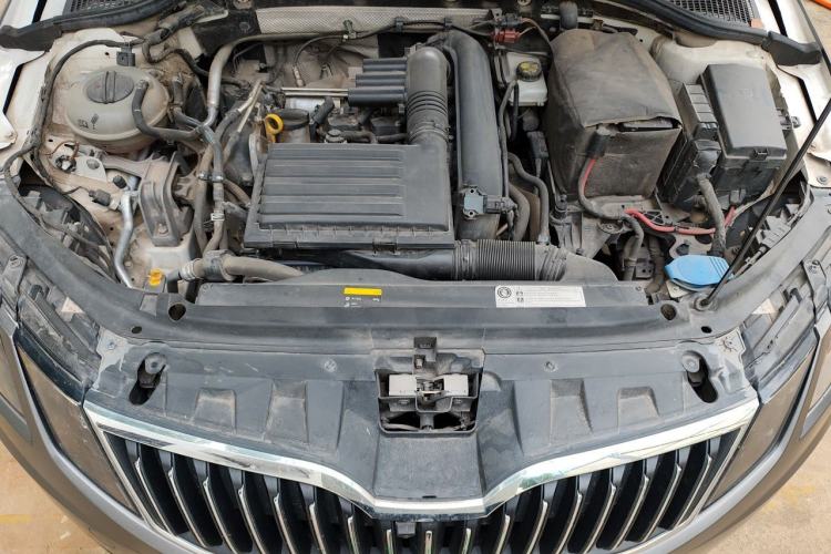 Used Skoda Octavia 2018 Station Wagon TSI230 DSG Luxury Edition Engine Bay