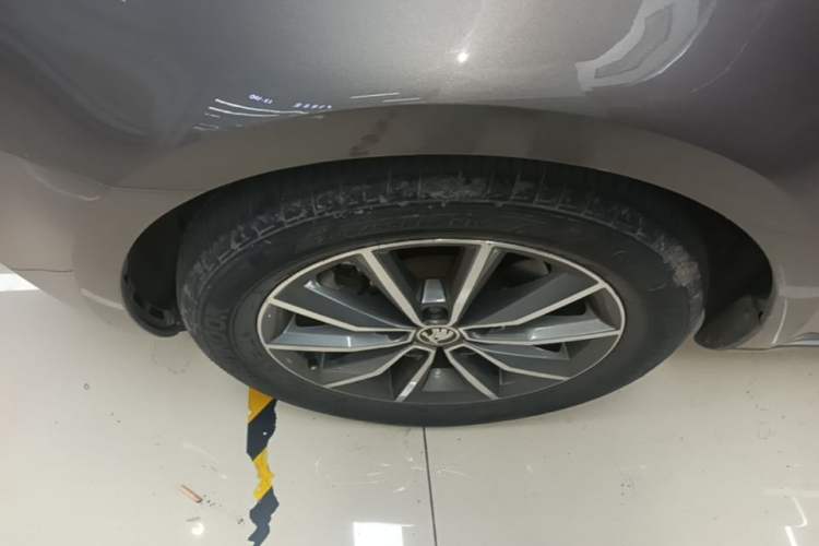 Used Skoda Octavia 2018 TSI230 DSG Comfort Edition Exterior 4