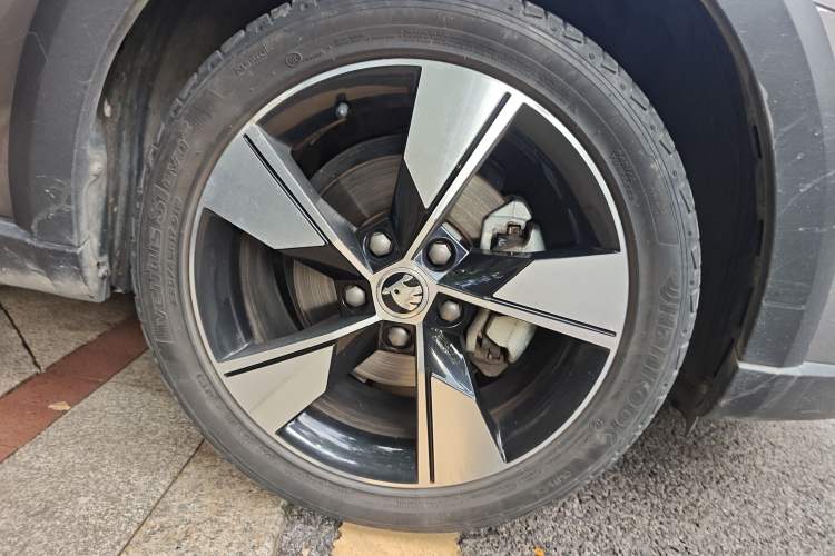 Used Skoda Octavia 2018 Station Wagon TSI280 DSG Luxury Edition Exterior 7