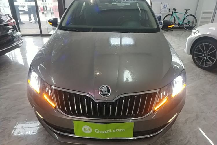 Used Skoda Octavia 2018 TSI280 DSG Luxury Edition Front