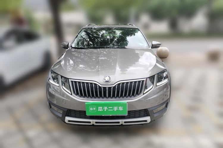 Used Skoda Octavia 2018 Station Wagon TSI280 DSG Luxury Edition Front