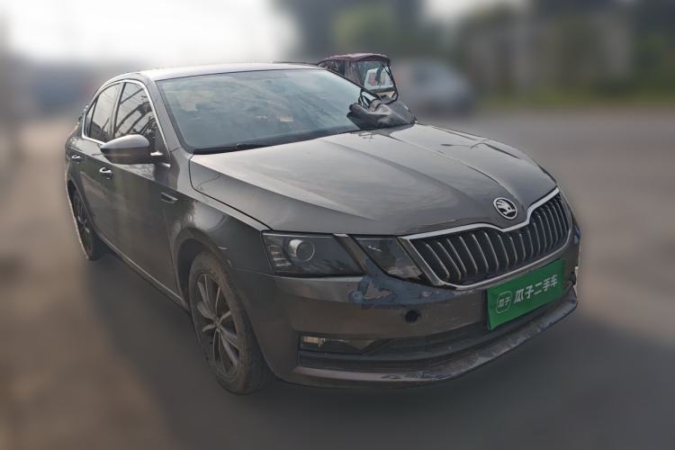 Used Skoda Octavia 2018 TSI230 DSG Comfort Edition Front Right 45 Deg