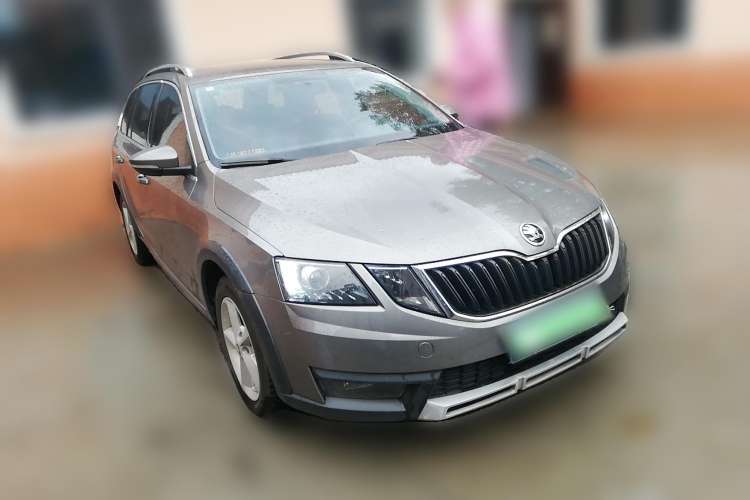 Used Skoda Octavia 2018 Station Wagon TSI230 DSG Comfort Edition Front Right 45 Deg