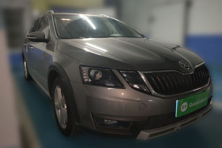 Used Skoda Octavia 2018 Station Wagon TSI230 DSG Comfort Edition Front Right 45 Deg