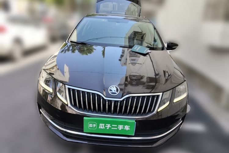 Used Skoda Octavia 2018 TSI280 DSG Luxury Edition Front