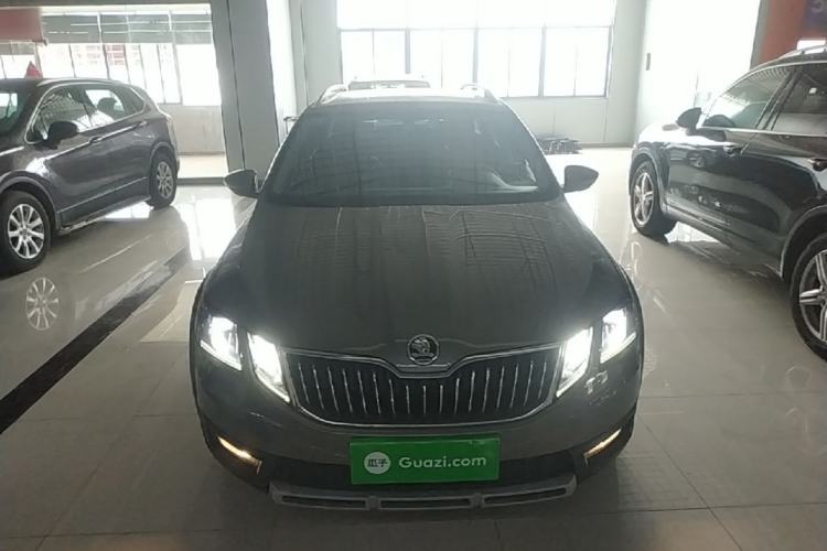 Used Skoda Octavia 2018 Station Wagon TSI280 DSG Luxury Edition Front