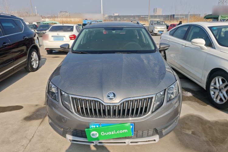 Used Skoda Octavia 2018 Station Wagon TSI230 DSG Luxury Edition Front