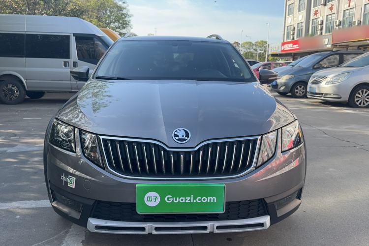 Used Skoda Octavia 2018 Station Wagon TSI230 DSG Luxury Edition Front