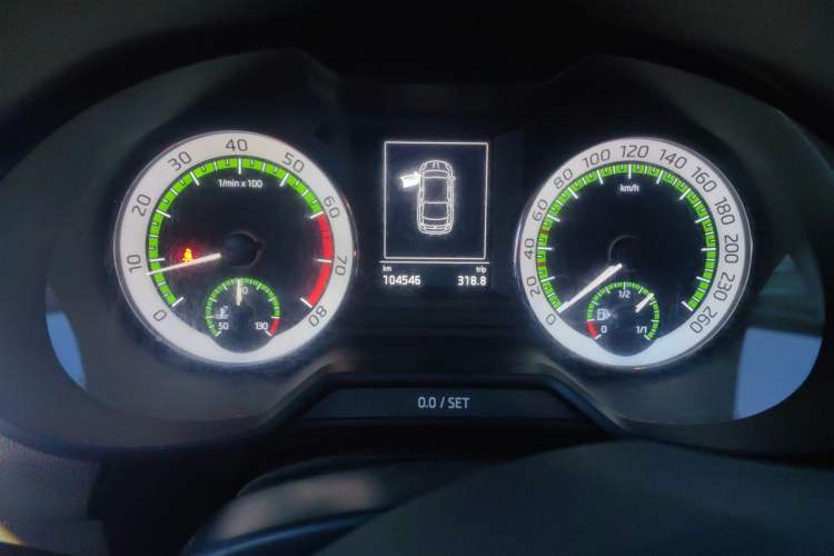 Used Skoda Octavia 2018 1.6L Automatic Luxury Edition Instrument Cluster
