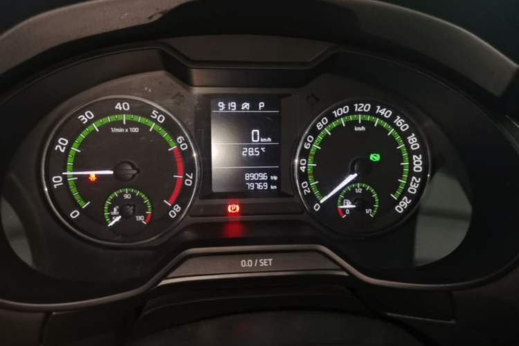 Used Skoda Octavia 2018 TSI230 DSG Comfort Edition Instrument Cluster