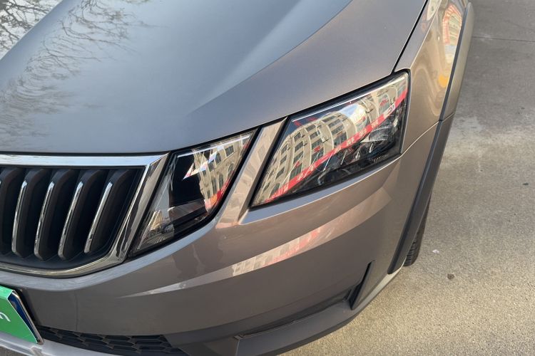 Used Skoda Octavia 2018 Station Wagon TSI230 DSG Luxury Edition Left Front Headlight
