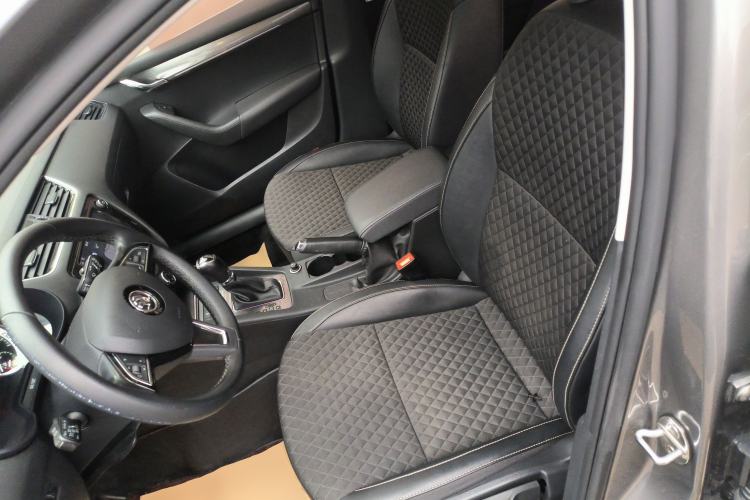 Used Skoda Octavia 2018 Station Wagon TSI230 DSG Luxury Edition Left Front Seat