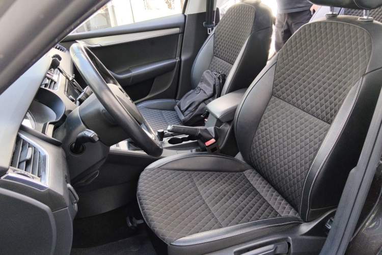 Used Skoda Octavia 2018 TSI280 DSG Luxury Edition Left Front Seat