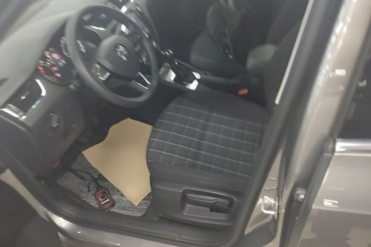 Used Skoda Octavia 2018 1.6L Automatic Comfort Edition Left Front Seat