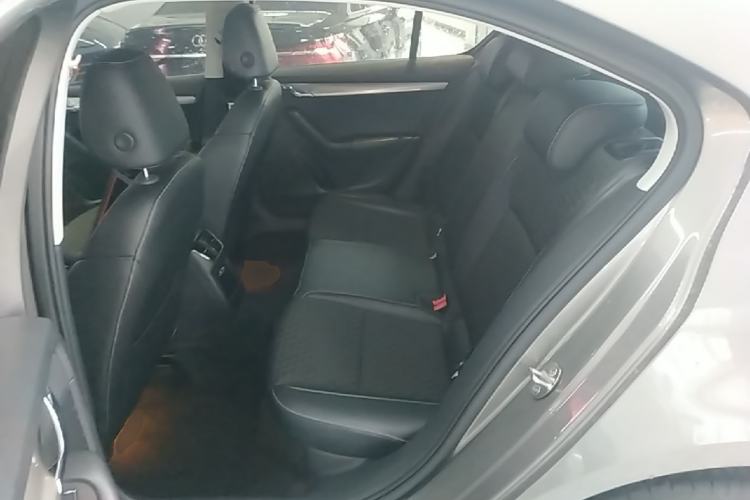 Used Skoda Octavia 2018 TSI280 DSG Luxury Edition Left Rear Seat