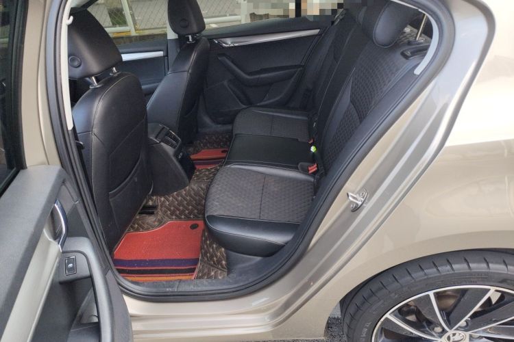Used Skoda Octavia 2018 TSI280 DSG Luxury Edition Left Rear Seat